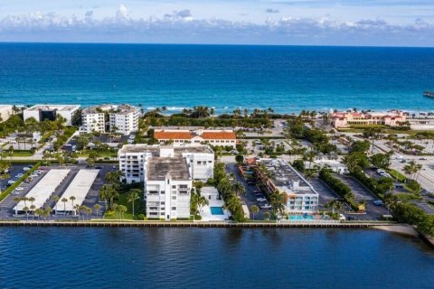 Condo in Palm Beach, Florida, 3 bedrooms  № 966172 - photo 25