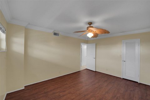 Condo in Pompano Beach, Florida, 2 bedrooms  № 981779 - photo 24