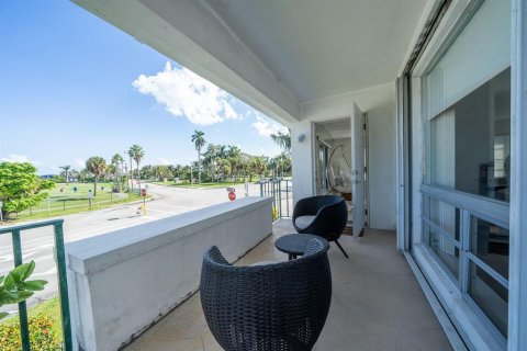 Immobilier commercial à vendre à Lake Worth, Floride: 466.18 m2 № 509913 - photo 11