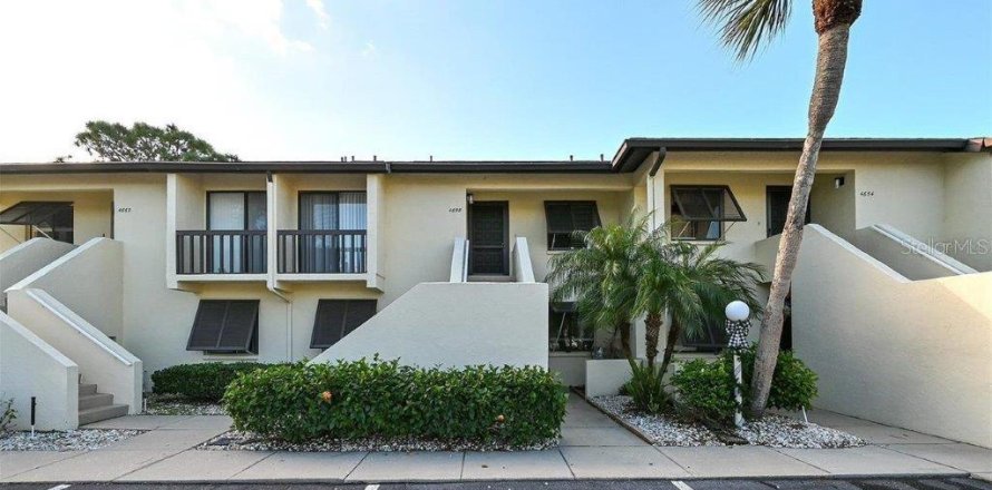 Condominio en Sarasota, Florida, 2 dormitorios  № 1403217