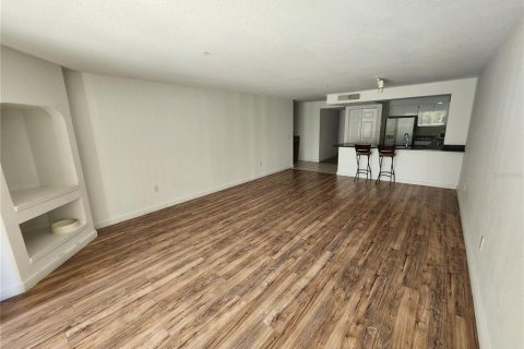 Condominio en venta en Orlando, Florida, 2 dormitorios, 138.24 m2 № 1017243 - foto 10
