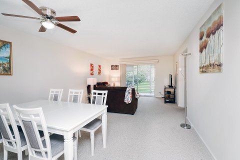 Condo in Coconut Creek, Florida, 2 bedrooms  № 970658 - photo 28