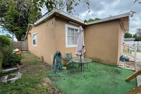 Villa ou maison à vendre à Tampa, Floride: 4 chambres, 101.82 m2 № 1391370 - photo 14