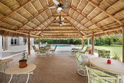 Casa en venta en Davie, Florida, 4 dormitorios, 399.29 m2 № 1358713 - foto 16