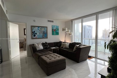 Condo in Miami, Florida, 2 bedrooms  № 1418170 - photo 20