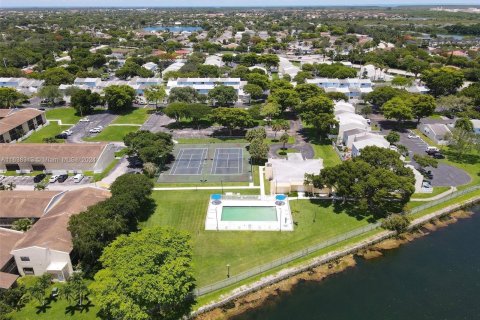 Adosado en venta en Cutler Bay, Florida, 2 dormitorios, 96.15 m2 № 1310324 - foto 23