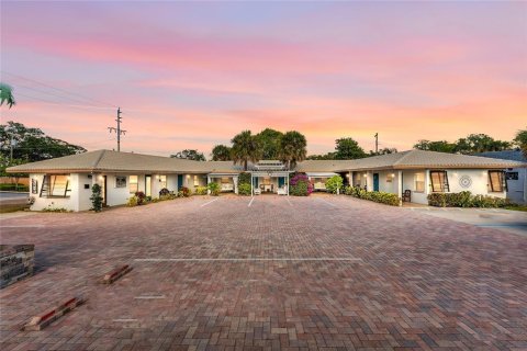 Hotel in Titusville, Florida 267.37 sq.m. № 1255554 - photo 1