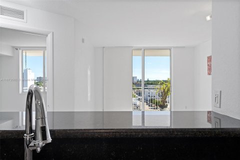 Condominio en venta en Miami, Florida, 1 dormitorio, 47.38 m2 № 1400163 - foto 19