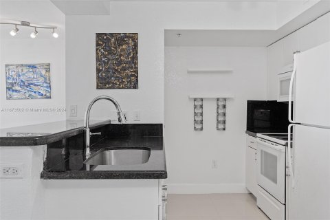 Condominio en venta en Miami, Florida, 1 dormitorio, 47.38 m2 № 1400163 - foto 25