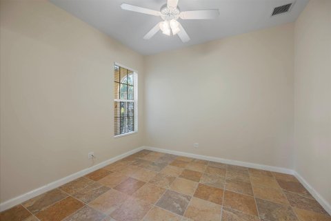 House in Wellington, Florida 3 bedrooms, 185.9 sq.m. № 1104510 - photo 15