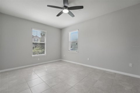 Casa en venta en Lutz, Florida, 4 dormitorios, 330.55 m2 № 1341934 - foto 20