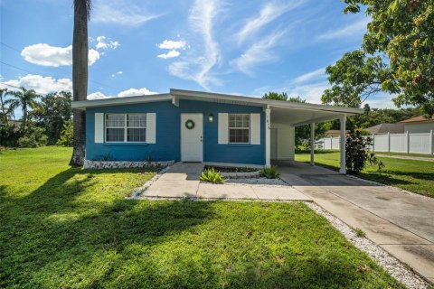 House in Bradenton, Florida 3 bedrooms, 76.64 sq.m. № 1341935 - photo 2