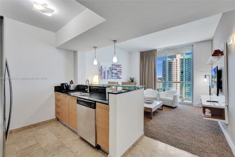 Condo in Sunny Isles Beach, Florida, 1 bedroom  № 1402881 - photo 10