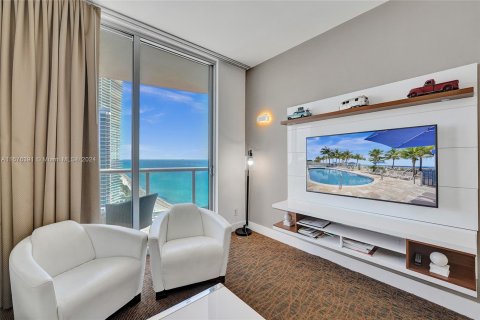 Condo in Sunny Isles Beach, Florida, 1 bedroom  № 1402881 - photo 29