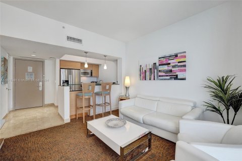 Condo in Sunny Isles Beach, Florida, 1 bedroom  № 1402881 - photo 26