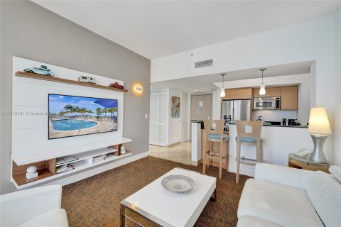 Condo in Sunny Isles Beach, Florida, 1 bedroom  № 1402881 - photo 28