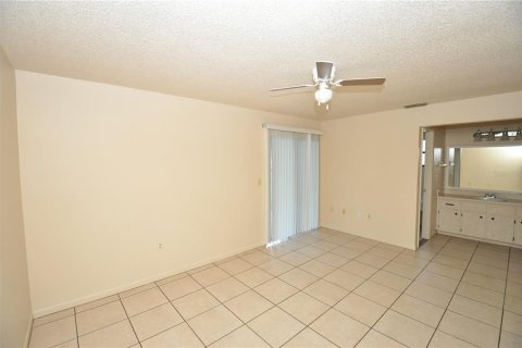 Appartement à louer à Lakeland, Floride: 2 chambres, 93.65 m2 № 1378089 - photo 7