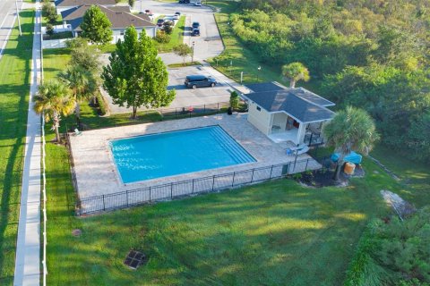 Villa ou maison à vendre à Auburndale, Floride: 4 chambres, 169.83 m2 № 1378091 - photo 7