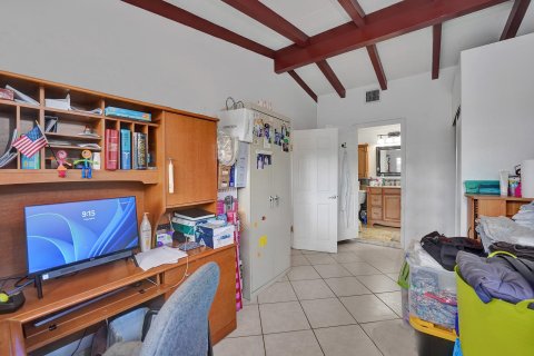 Casa en venta en Fort Lauderdale, Florida, 3 dormitorios, 172.8 m2 № 1136526 - foto 17