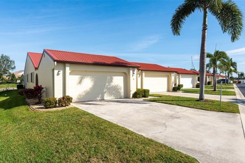 Villa ou maison à vendre à Punta Gorda, Floride: 3 chambres, 133.87 m2 № 962711 - photo 5