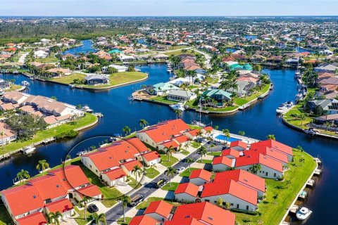 Casa en venta en Punta Gorda, Florida, 3 dormitorios, 133.87 m2 № 962711 - foto 1