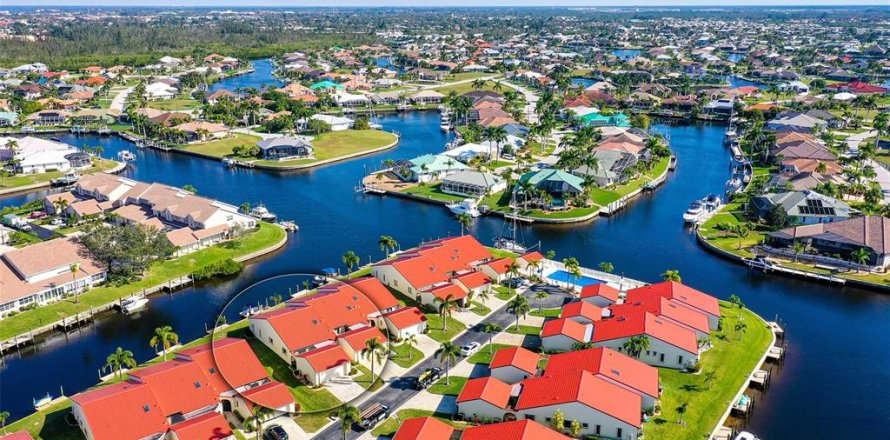 Casa en Punta Gorda, Florida 3 dormitorios, 133.87 m2 № 962711