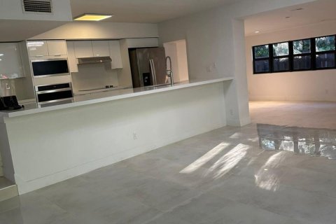 Adosado en venta en Hollywood, Florida, 3 dormitorios, 223.34 m2 № 963679 - foto 17