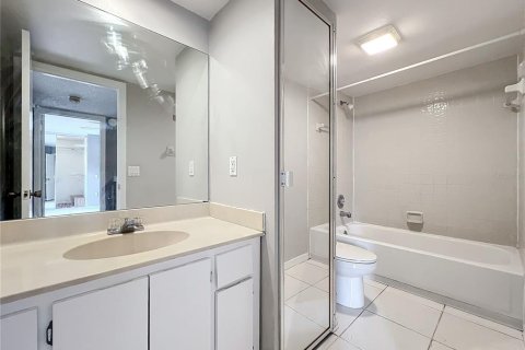 Copropriété à vendre à Orlando, Floride: 2 chambres, 119.38 m2 № 1279745 - photo 27