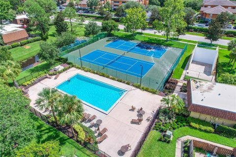 Copropriété à vendre à Orlando, Floride: 2 chambres, 119.38 m2 № 1279745 - photo 2