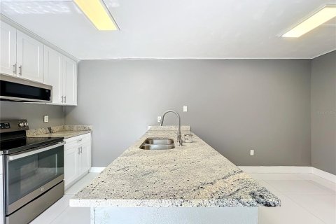 Condominio en venta en Orlando, Florida, 2 dormitorios, 119.38 m2 № 1279745 - foto 7