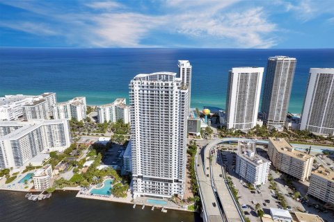 Condominio en venta en Hollywood, Florida, 2 dormitorios, 97.92 m2 № 1171785 - foto 22