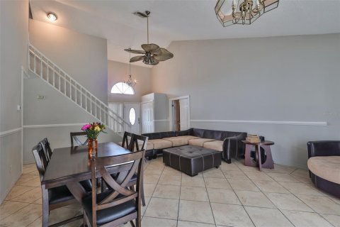 Villa ou maison à vendre à New Port Richey, Floride: 5 chambres, 228.91 m2 № 1256046 - photo 8