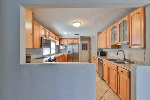 Casa en venta en New Port Richey, Florida, 5 dormitorios, 228.91 m2 № 1256046 - foto 10