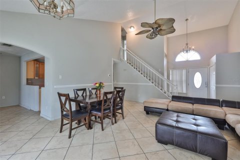 Villa ou maison à vendre à New Port Richey, Floride: 5 chambres, 228.91 m2 № 1256046 - photo 9