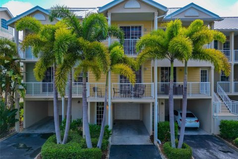 Touwnhouse à vendre à Ruskin, Floride: 3 chambres, 131.64 m2 № 1374059 - photo 1