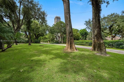 Villa ou maison à vendre à Coral Gables, Floride: 7 chambres, 591.88 m2 № 825373 - photo 11