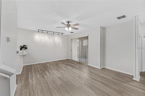 Casa en venta en Oviedo, Florida, 4 dormitorios, 205.22 m2 № 1340000 - foto 17