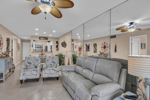Copropriété à vendre à Hutchinson Island South, Floride: 2 chambres, 100.15 m2 № 996220 - photo 28