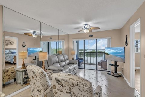 Copropriété à vendre à Hutchinson Island South, Floride: 2 chambres, 100.15 m2 № 996220 - photo 30