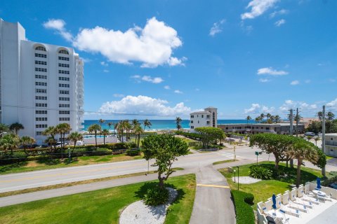 Copropriété à vendre à Boca Raton, Floride: 2 chambres, 112.32 m2 № 1172877 - photo 25