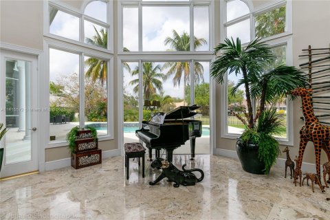 Casa en venta en Coral Springs, Florida, 6 dormitorios, 594.76 m2 № 602694 - foto 3