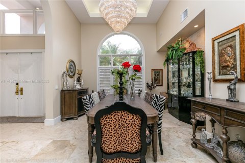 Casa en venta en Coral Springs, Florida, 6 dormitorios, 594.76 m2 № 602694 - foto 10