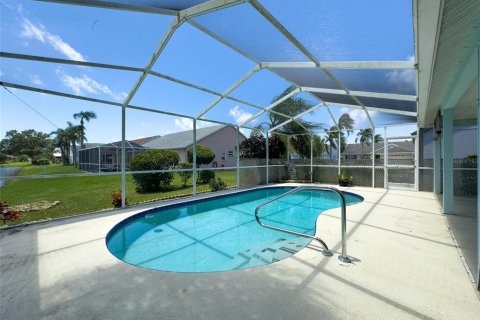 Villa ou maison à vendre à New Port Richey, Floride: 3 chambres, 147.53 m2 № 1313553 - photo 28