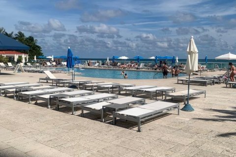 Hotel en venta en Sunny Isles Beach, Florida, 1 dormitorio, 33.44 m2 № 583489 - foto 9