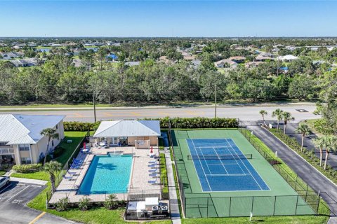 Copropriété à vendre à Punta Gorda, Floride: 2 chambres, 79.9 m2 № 1286714 - photo 2