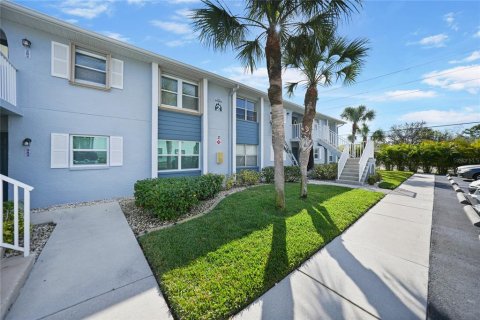 Copropriété à vendre à Punta Gorda, Floride: 2 chambres, 79.9 m2 № 1286714 - photo 1