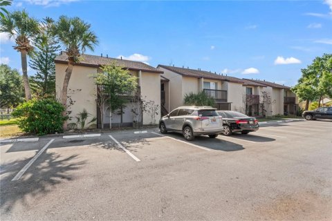 Copropriété à vendre à Sarasota, Floride: 1 chambre, 55.83 m2 № 1277782 - photo 21