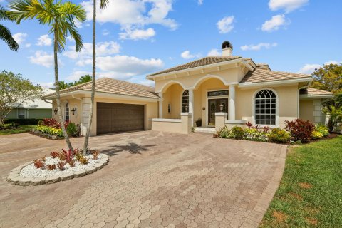 Casa en venta en Palm City, Florida, 4 dormitorios, 345.41 m2 № 1146286 - foto 8