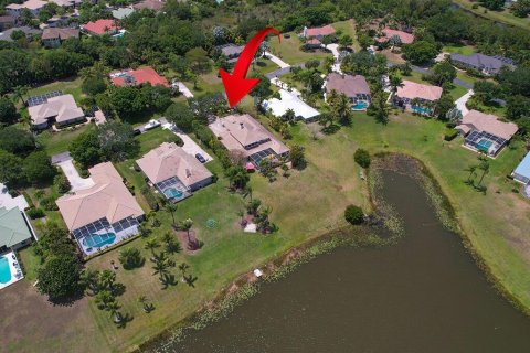 Villa ou maison à vendre à Palm City, Floride: 4 chambres, 345.41 m2 № 1146286 - photo 6