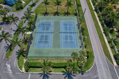 Villa ou maison à vendre à Hobe Sound, Floride: 3 chambres, 208.19 m2 № 1146256 - photo 2
